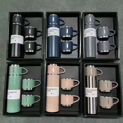 BOTELLA TÉRMICA CON 2 TAZAS DE CAFÉ – Disfruta Cada Sorbo a la Temperatura Perfecta| COLORES DISPONIBLE NEGRO Y ROSADO|